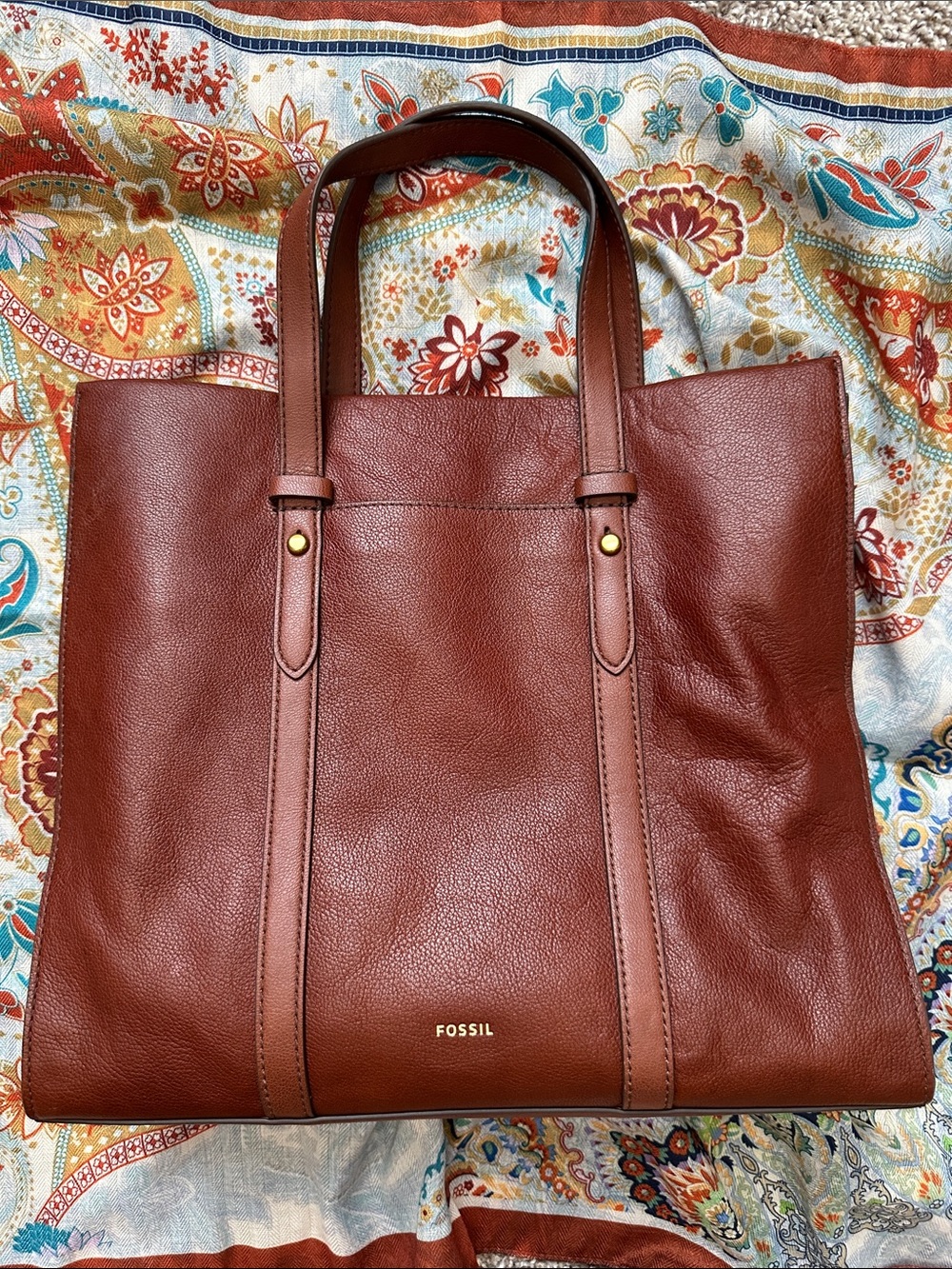 Fossil Chestnut Brown Leather Tote with Gold Logo - Picture 2 of 12